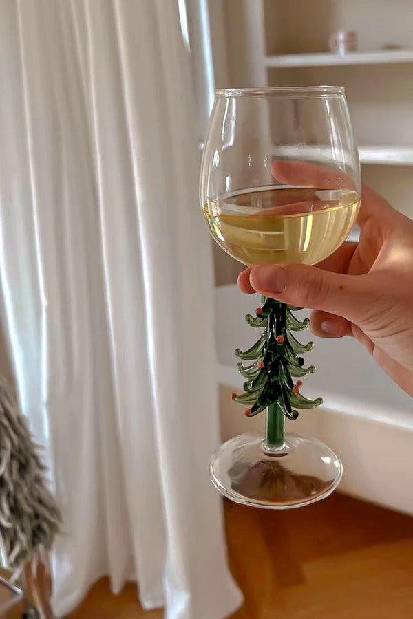 CHRISTMAS TREE GLASS CUP IN GREEN - Qarmic